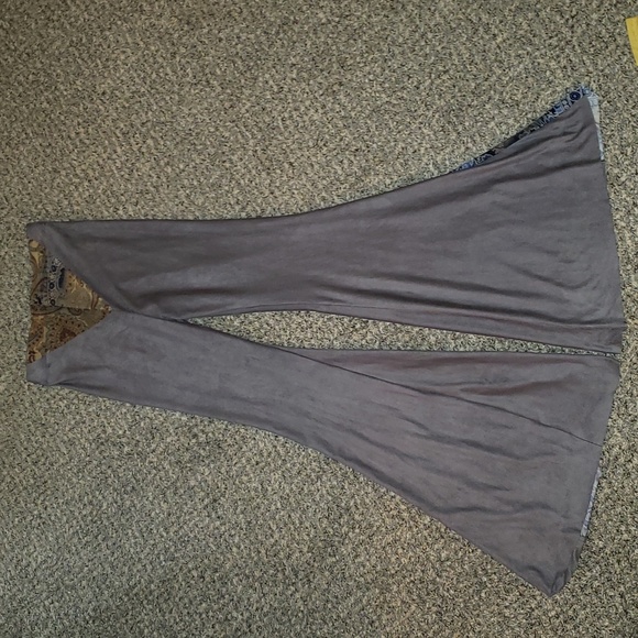 Lot - Picture 3 of 6